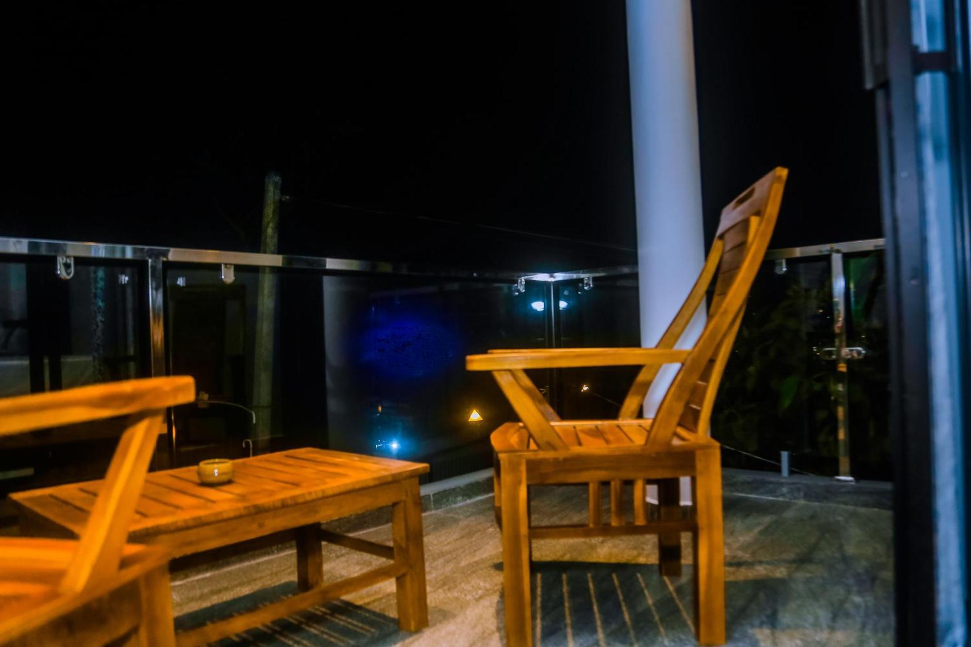 Hotel Mirissa Breeze Exterior foto